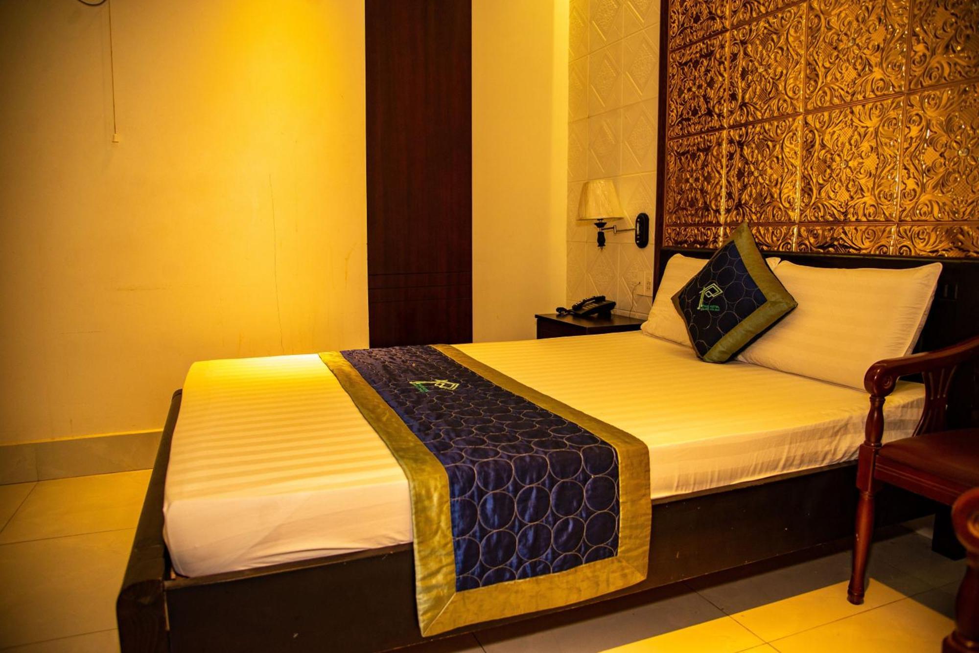 Phuc Hotel Cao Lanh Exterior photo